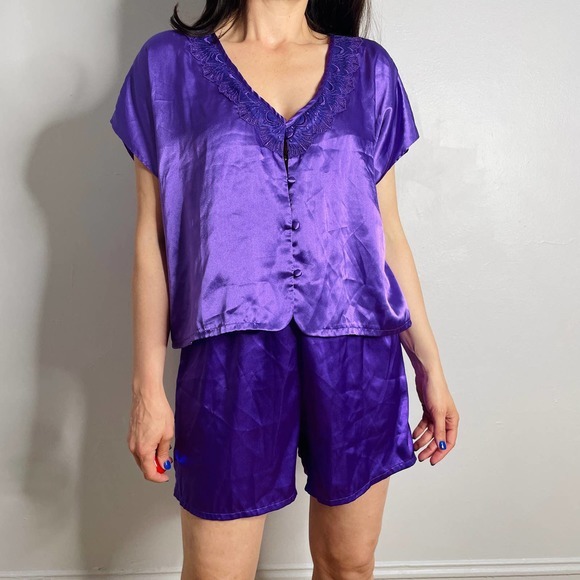 2000s Purple Shorts‎ Pajama Set - Picture 5 of 5